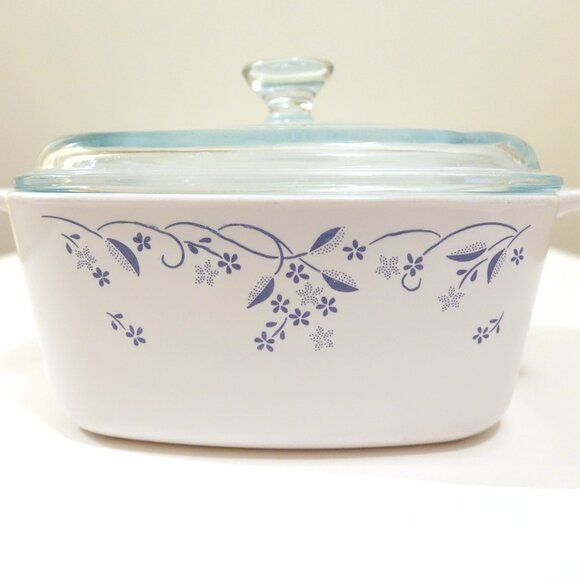 CorningWare Vintage Provincial Blue Covered Casserole Dishes Set of 2 - 5L - Picture 2 of 5